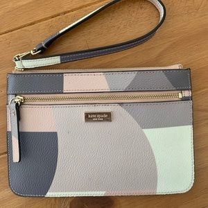 ♠️Kate Spade ♠️ Cute small hand clutch